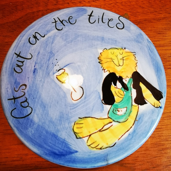 Beth for Whittard of Chelsea Hand-painted Stoneware Coaster Cats Out On The Tile - Picture 6 of 13